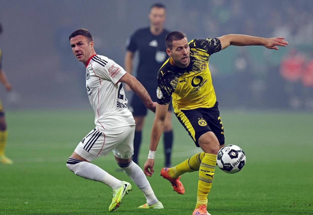 马丁内利：球迷给我们提供动力并激励我们，我们是一家人（马丁内利：球迷是我们前进的动力与激励，我们是一家人）