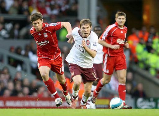 被国米拉开3分差距，罗马对阵卡利亚里6场不败被终结（国米将领先优势扩大至3分，罗马对卡利亚里六场不败纪录告破）