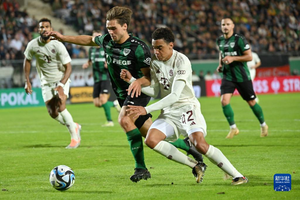 我懂用户晒视频：兰克尔趁队友客场比赛，去俱乐部偷队友的鞋（我懂用户曝视频：兰克尔趁队友客场作战，潜入俱乐部顺走队友球鞋）