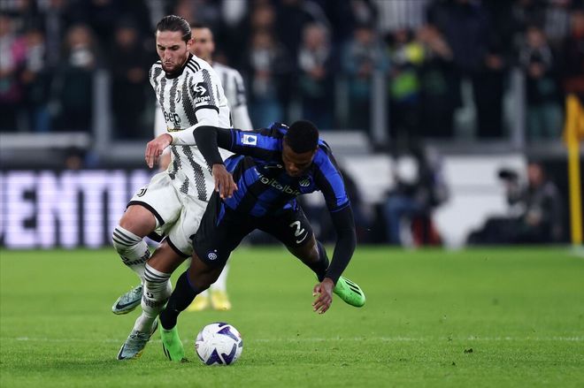 如何打破詹姆斯连续上双记录？杜兰特连续打满大约12个赛季（谁能终结詹姆斯连场得分上双纪录？杜兰特若连续满勤约12个赛季能否改写历史）