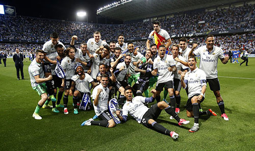 劳塔罗：齐沃拥抱我的次数比我老婆抱我的次数都多（劳塔罗调侃：齐沃抱我的次数比我妻子还多）