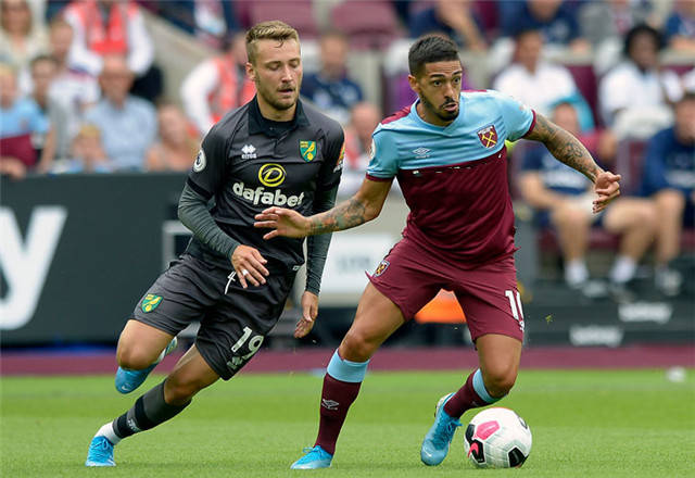 法比奥：这是我的第一个联赛金靴，我会全情投入创造更多奇迹（法比奥首夺联赛金靴：将全力以赴书写更多奇迹）