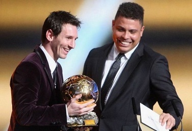 国乒8-2法国！混双+女单+男双全压制，梁靖崑领先被逆转该反思！（国乒8比2击败法国：混双、女单、男双全面占优，梁靖崑领先遭逆转需反思）