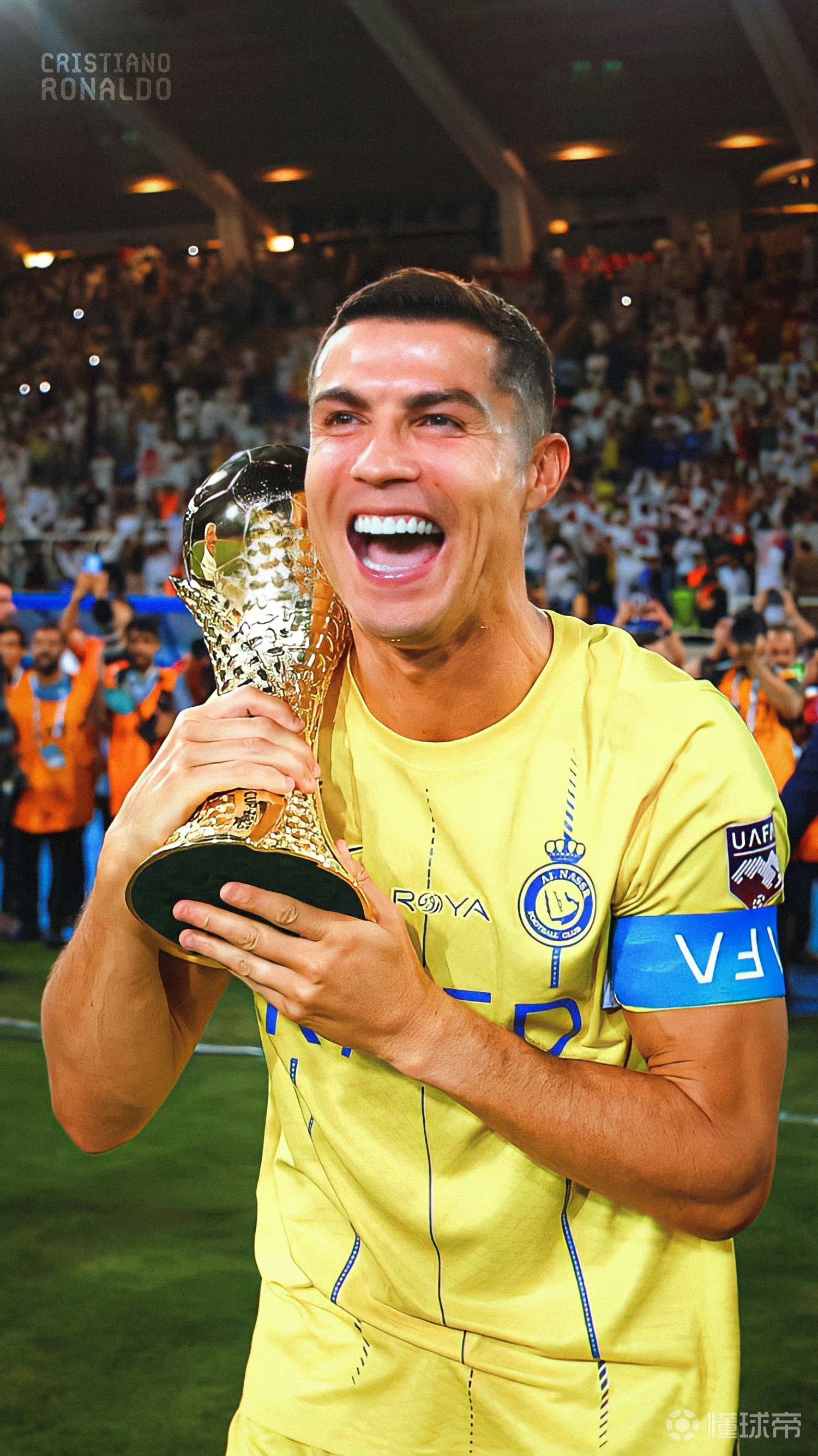 TA：阿森纳未积极推动冬窗出售球员；预计明夏将买断因卡皮耶（TA：阿森纳冬窗不主动清洗球员，明夏或敲定因卡皮耶买断）