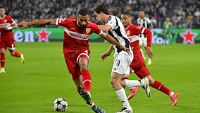 进球+造乌龙，麦克托米奈当选那不勒斯2-0卡拉巴赫全场最佳（麦克托米奈一球一造乌龙，那不勒斯2-0卡拉巴赫之战当选全场最佳）