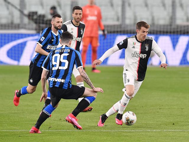 BBC：莱斯特城有意签下昔日西汉姆联前锋安东尼奥（BBC：莱斯特城有意引进前西汉姆联前锋安东尼奥）