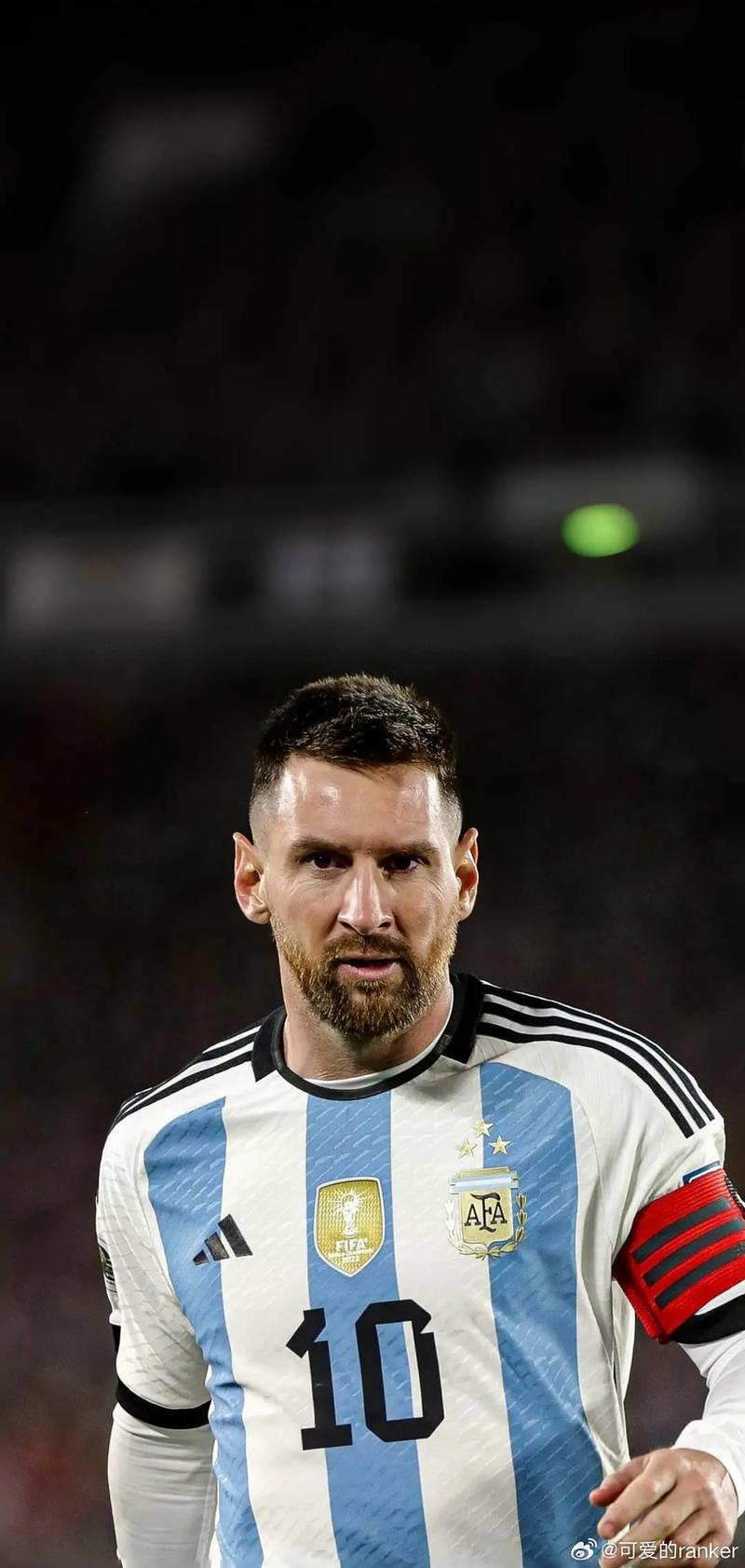 利物浦伤情报告：伊萨克有望复出对阵森林，弗林蓬下月初回归（利物浦伤情更新：伊萨克或迎复出战森林，弗林蓬预计下月初归队）