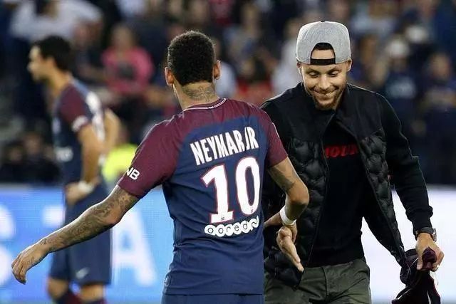 进入自行车领域，伊涅斯塔公司收购UCI世界巡回赛的参赛资格（伊涅斯塔旗下公司进军自行车界，收购UCI世巡赛参赛资格）